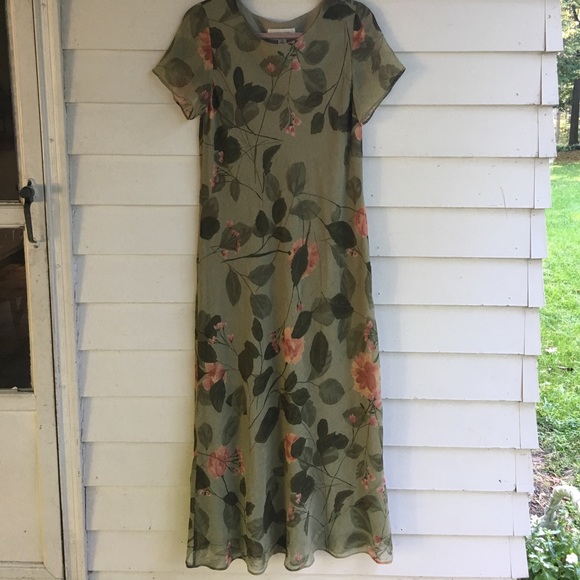 Olive green dress - Picture 2 of 3