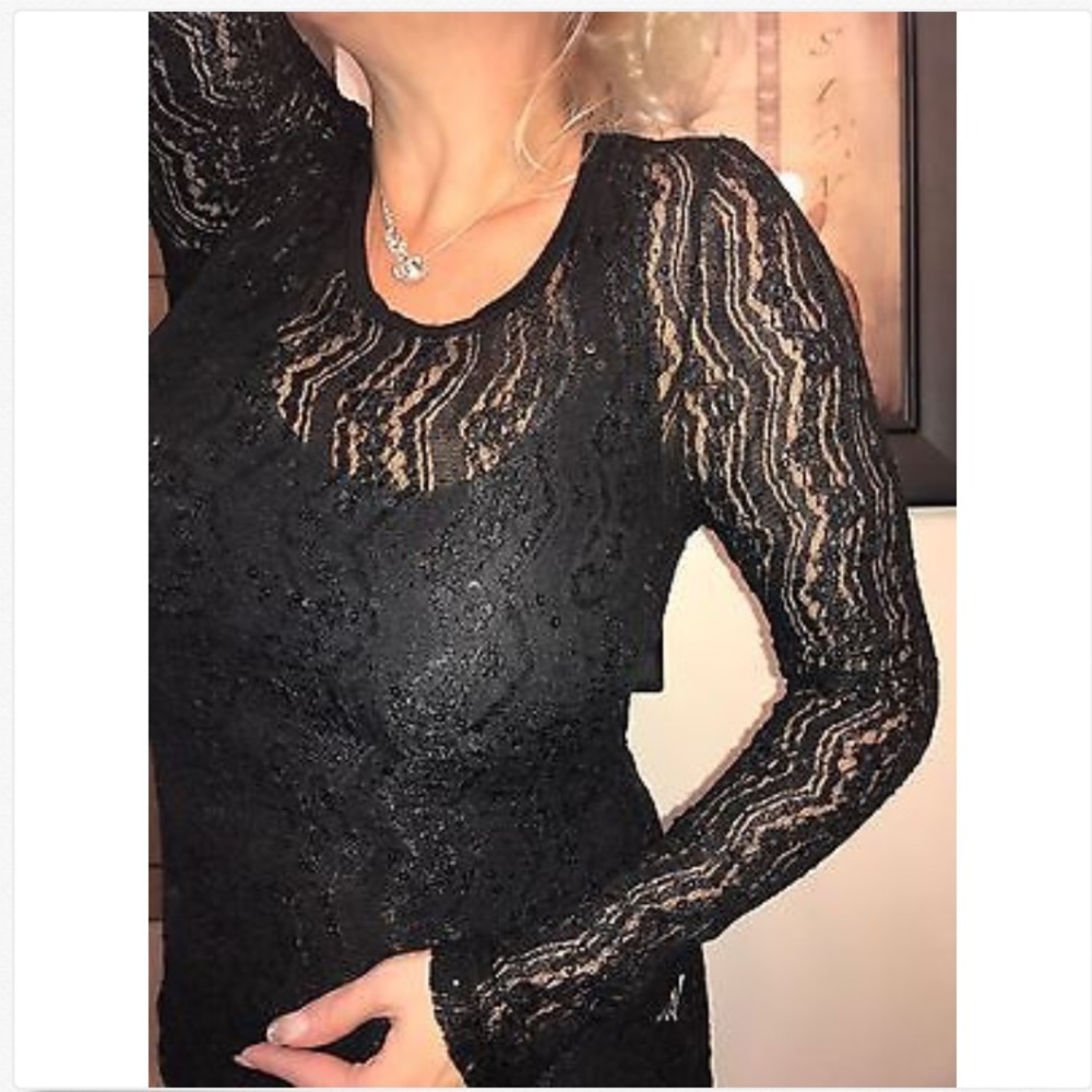 BKE Low Cut Lace Sheer Blouse Top from The BUCKLE!