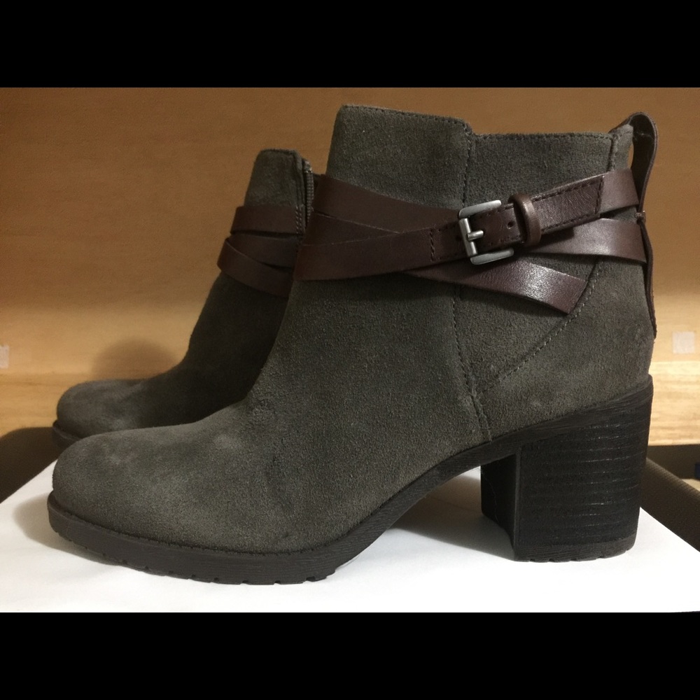 Sam Edelman Hannah suede ankle bootie