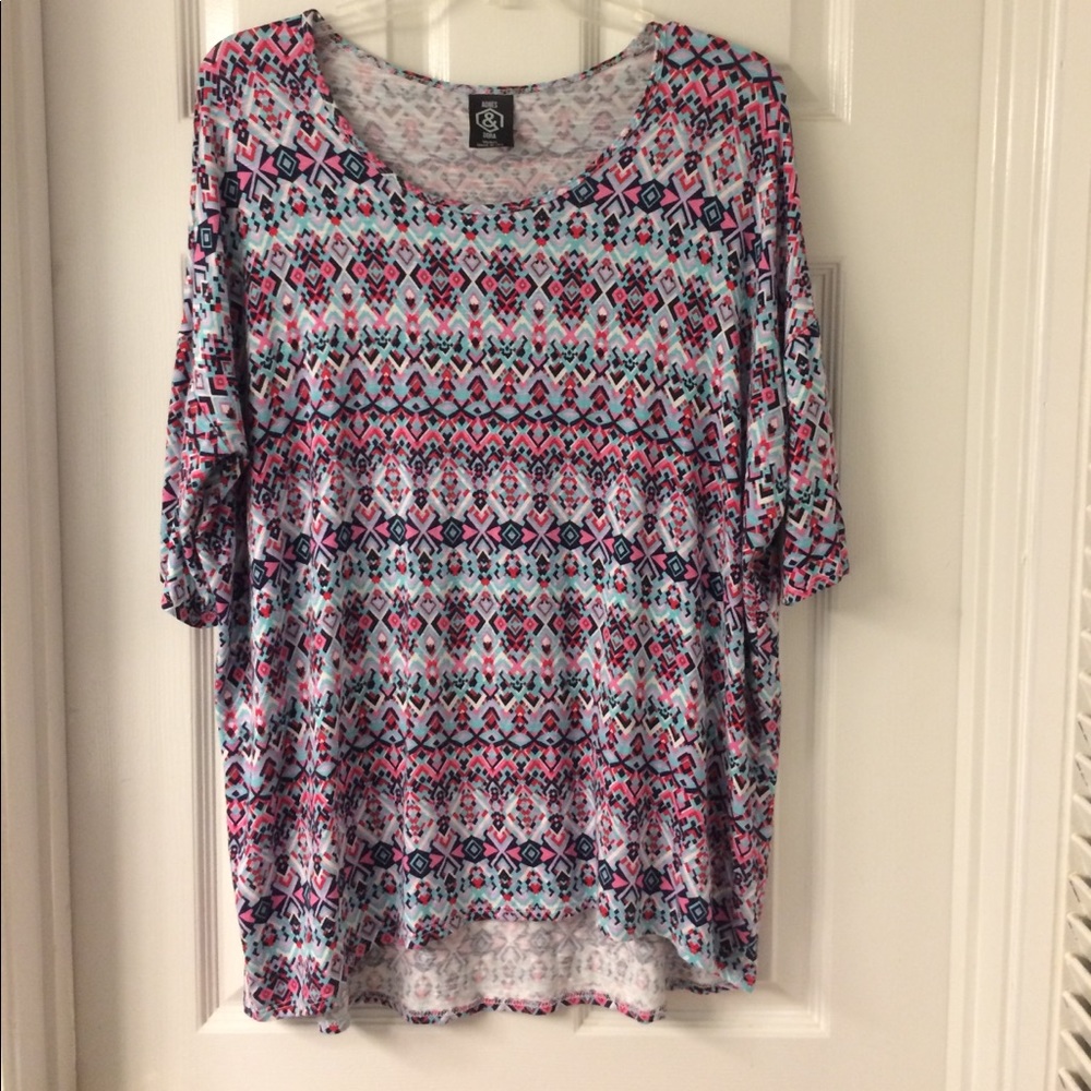 Medium Agnes and Dora Dolman Top Aztec Print