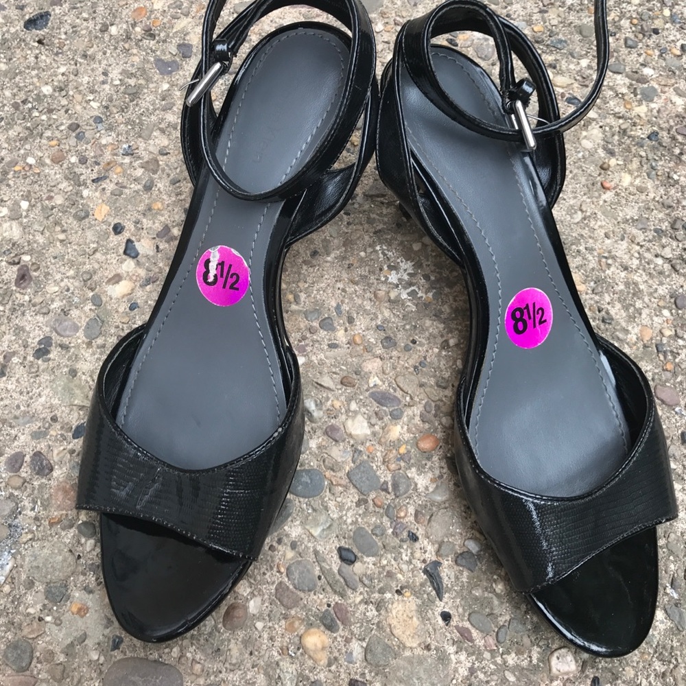 Calvin Klein strap heels!