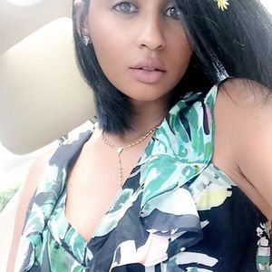 Meet your Posher, Tanea