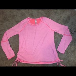Lucy athletic top