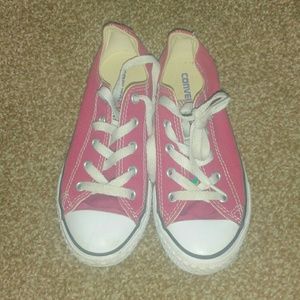 Girl shoes converse