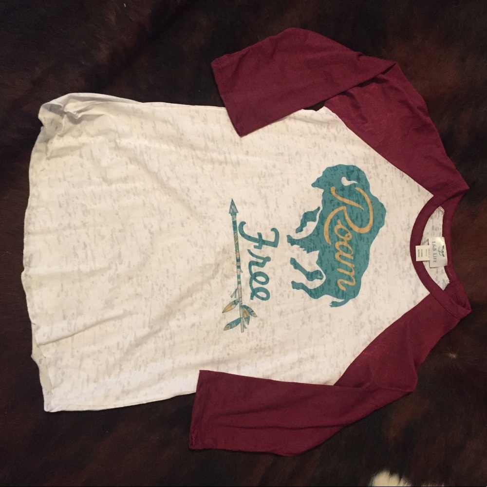 3/4 sleeve boutique Roam Free shirt.