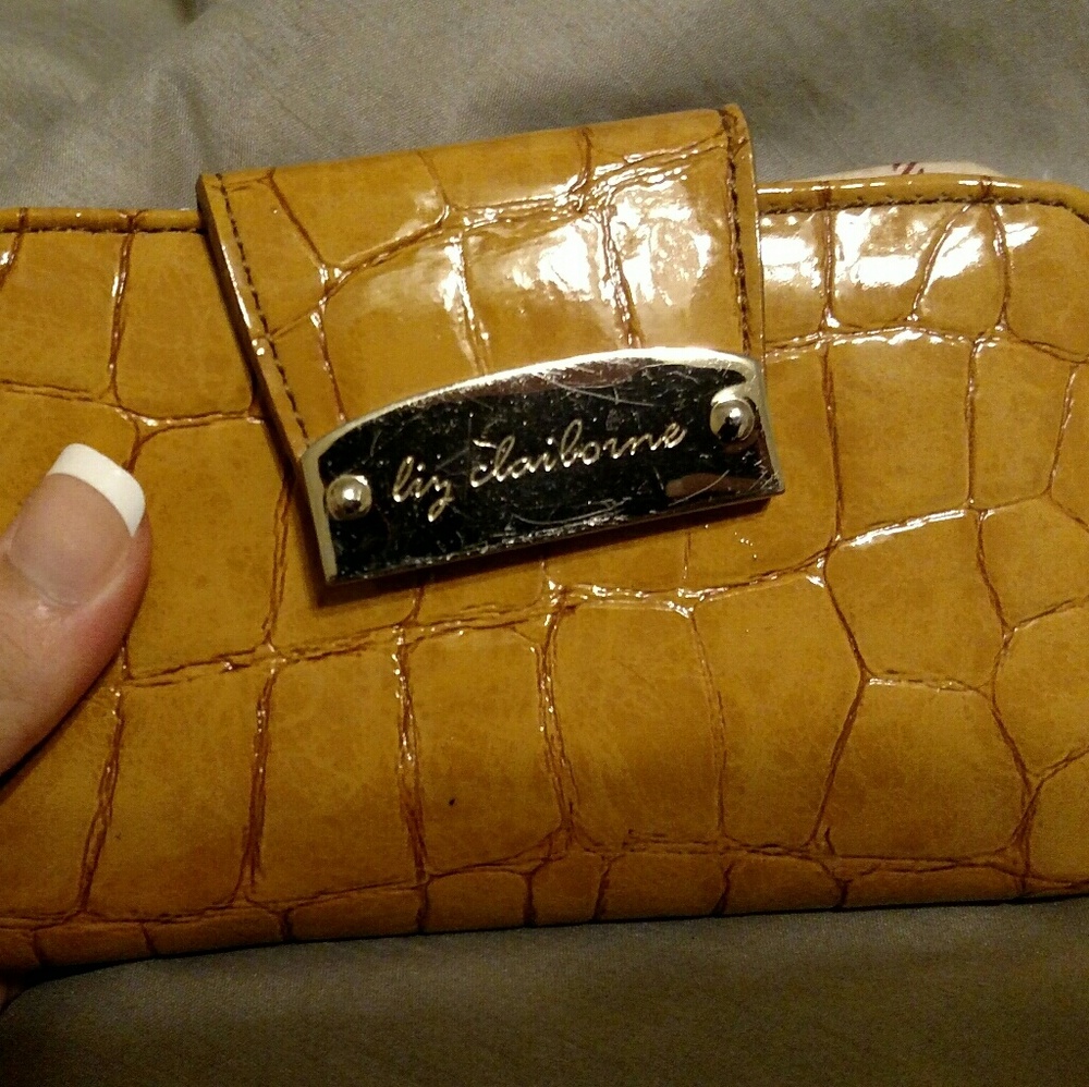 Liz Claiborne wallet
