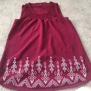 Maroon tank
