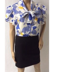 Yellow & Blue Vintage Top Size 18 Yellow & Blue Vintage Top Size 18