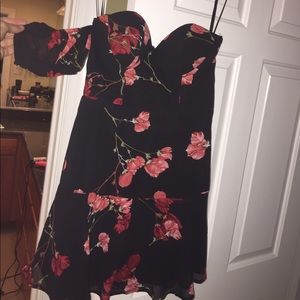 Hello Molly off the shoulder floral dress