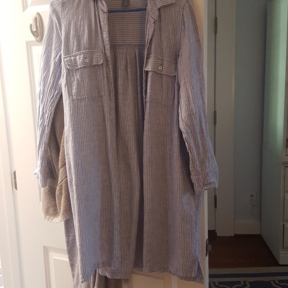 Shirt dress - Picture 3 of 3