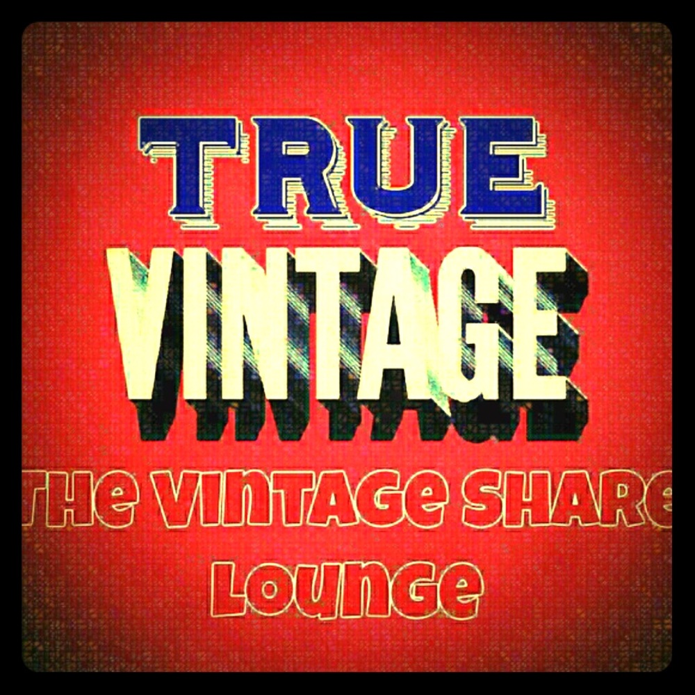 Proud Member PoshMark True Vintage Share Lounge 💕