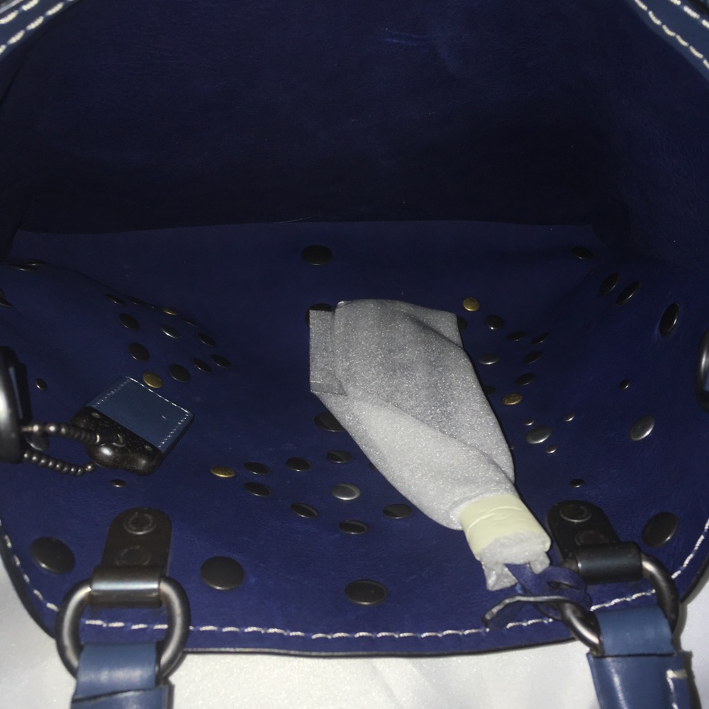 Coach Western Rivets Rogue - Picture 8 of 8
