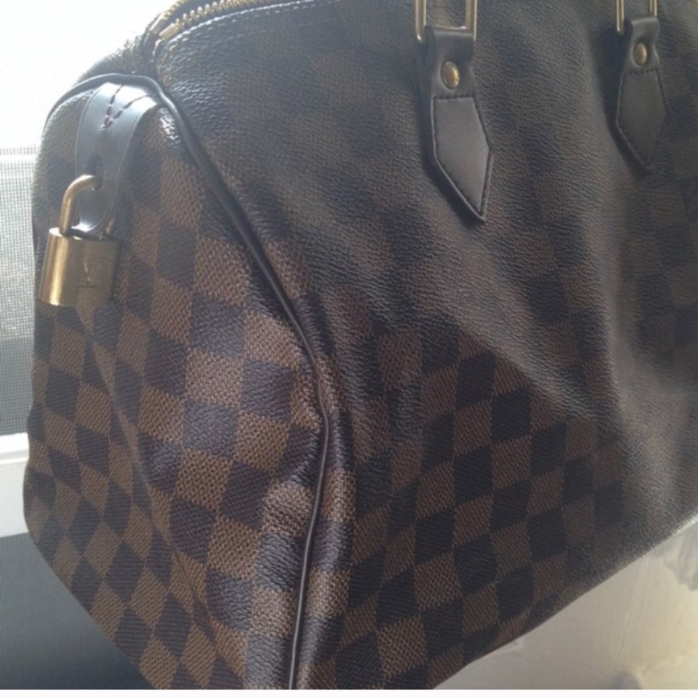 Louis Vuitton speedy 30