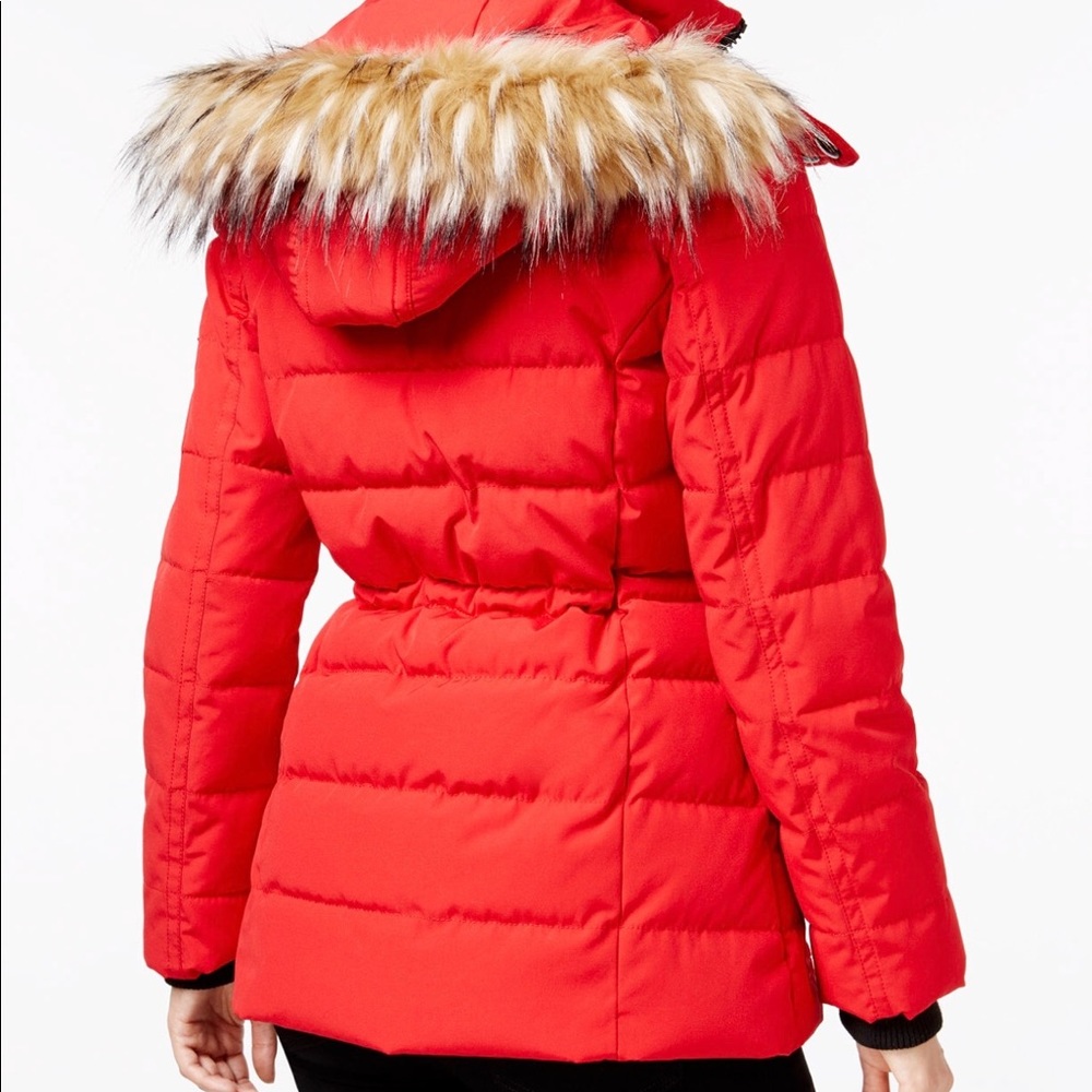 Guess Faux-Fur-Trim Hooded Puffer Coat