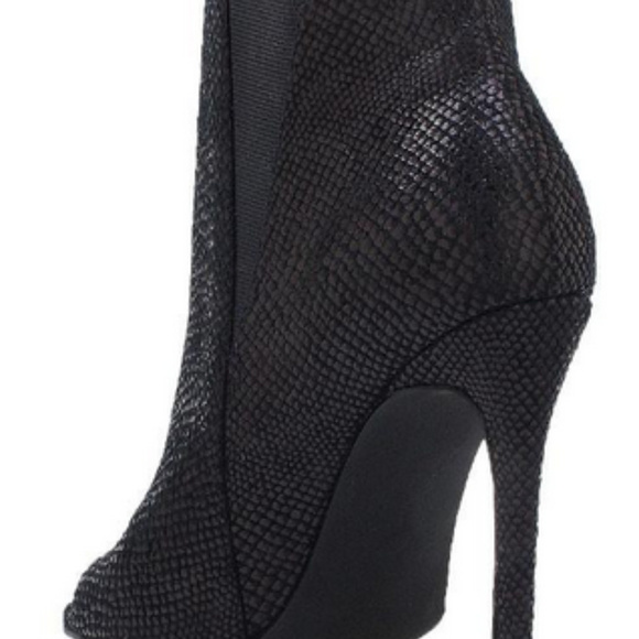 Mert - Picture 4 of 5