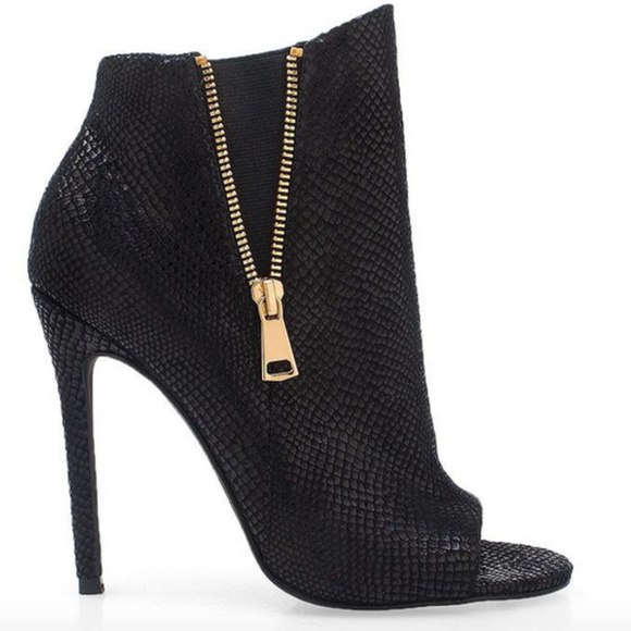 Mert - Picture 3 of 5