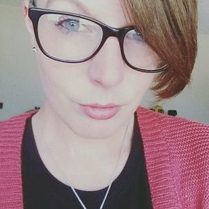 Meet your Posher, Becki