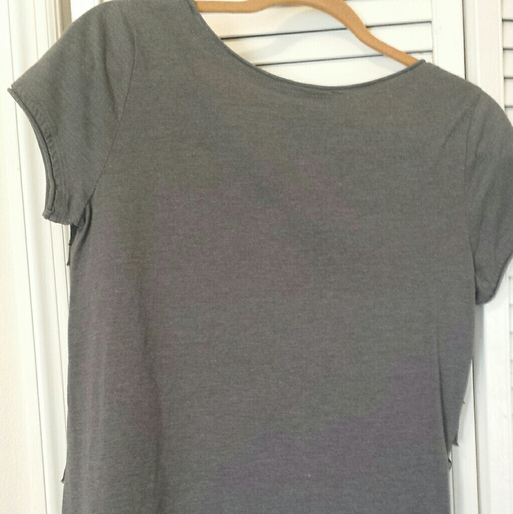 Womans Top - Picture 4 of 4