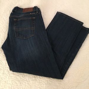 Lucky Brand Sweet'n Crop Jeans.
