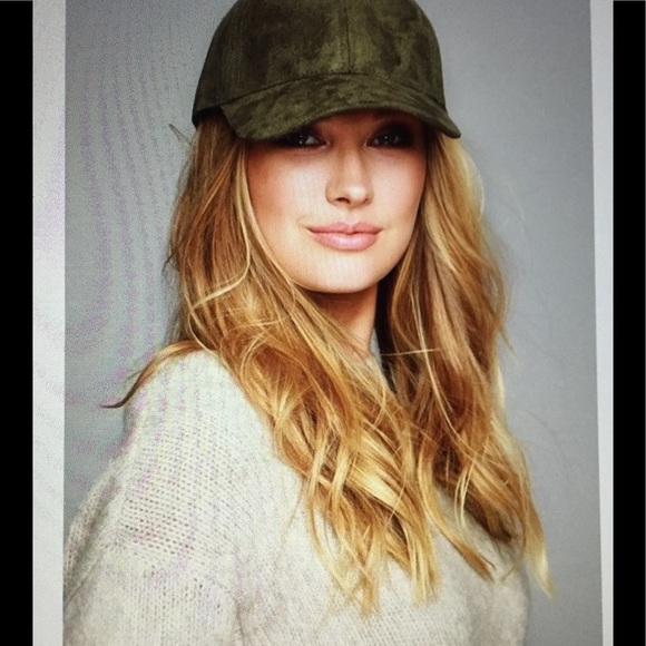 SOLD black Vegan Suede Cap final drop in $ - Picture 3 of 4