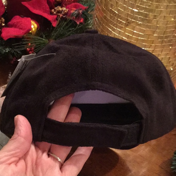 SOLD black Vegan Suede Cap final drop in $ - Picture 2 of 4