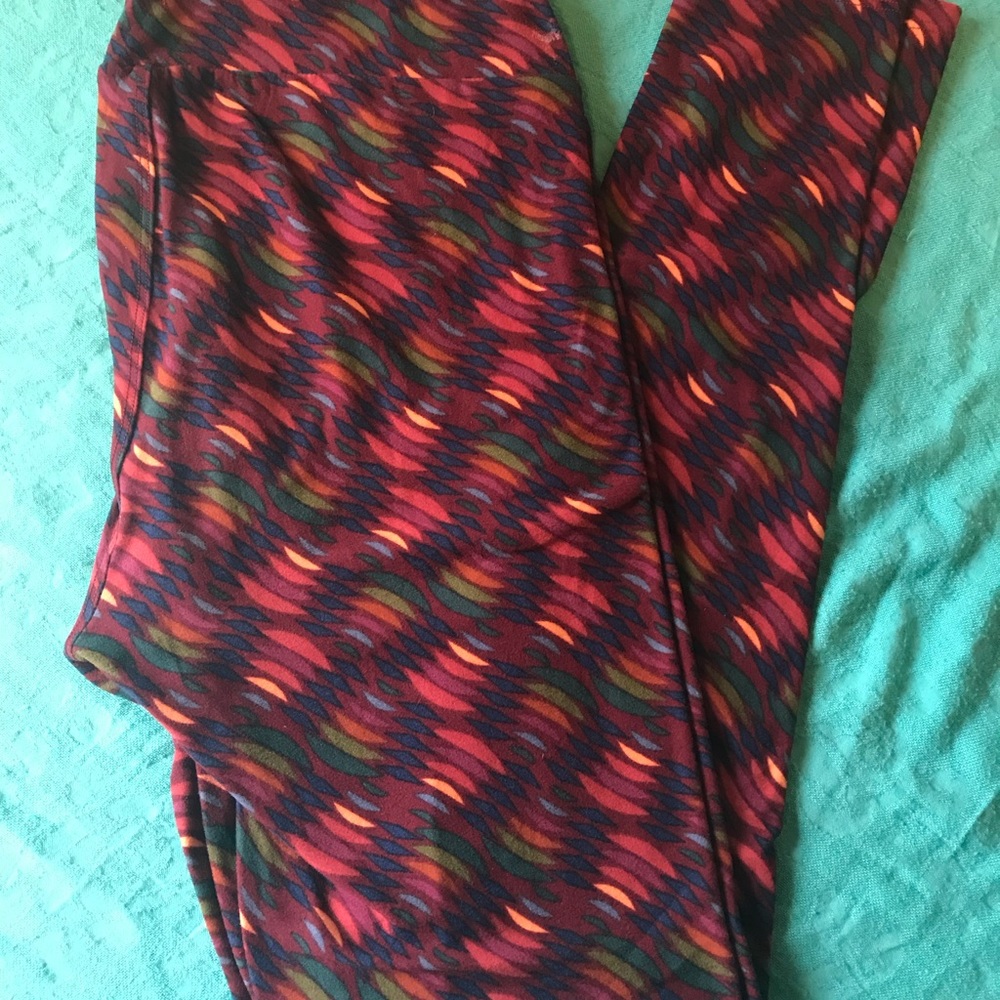 Lularoe Maroon leggings TC