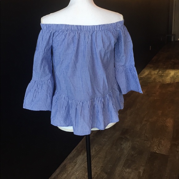 Blue stripped off shoulder ruffle shirt nwt - Picture 3 of 3