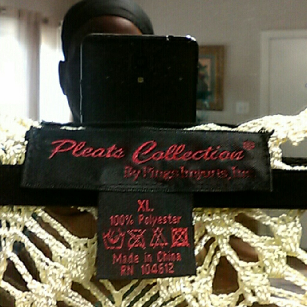Crochet top - Picture 3 of 3