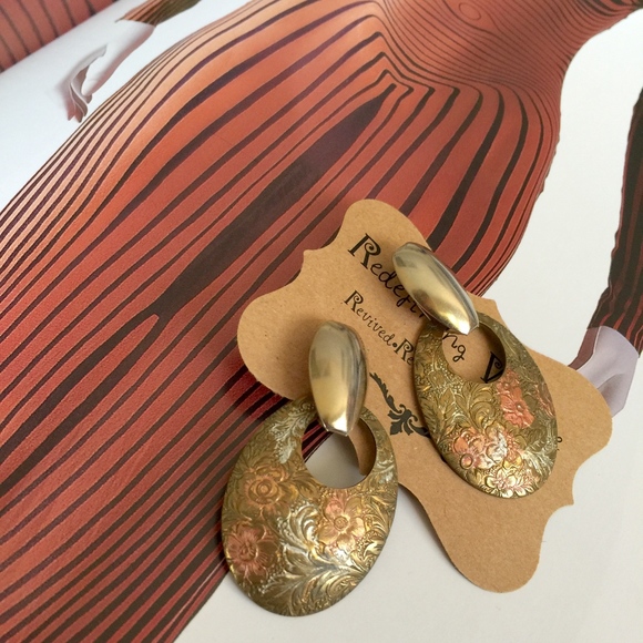 Vintage Earrings, mixed metal, drop, floral, 1980s - Picture 3 of 6