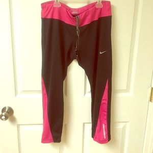 Nike dri-fit capris