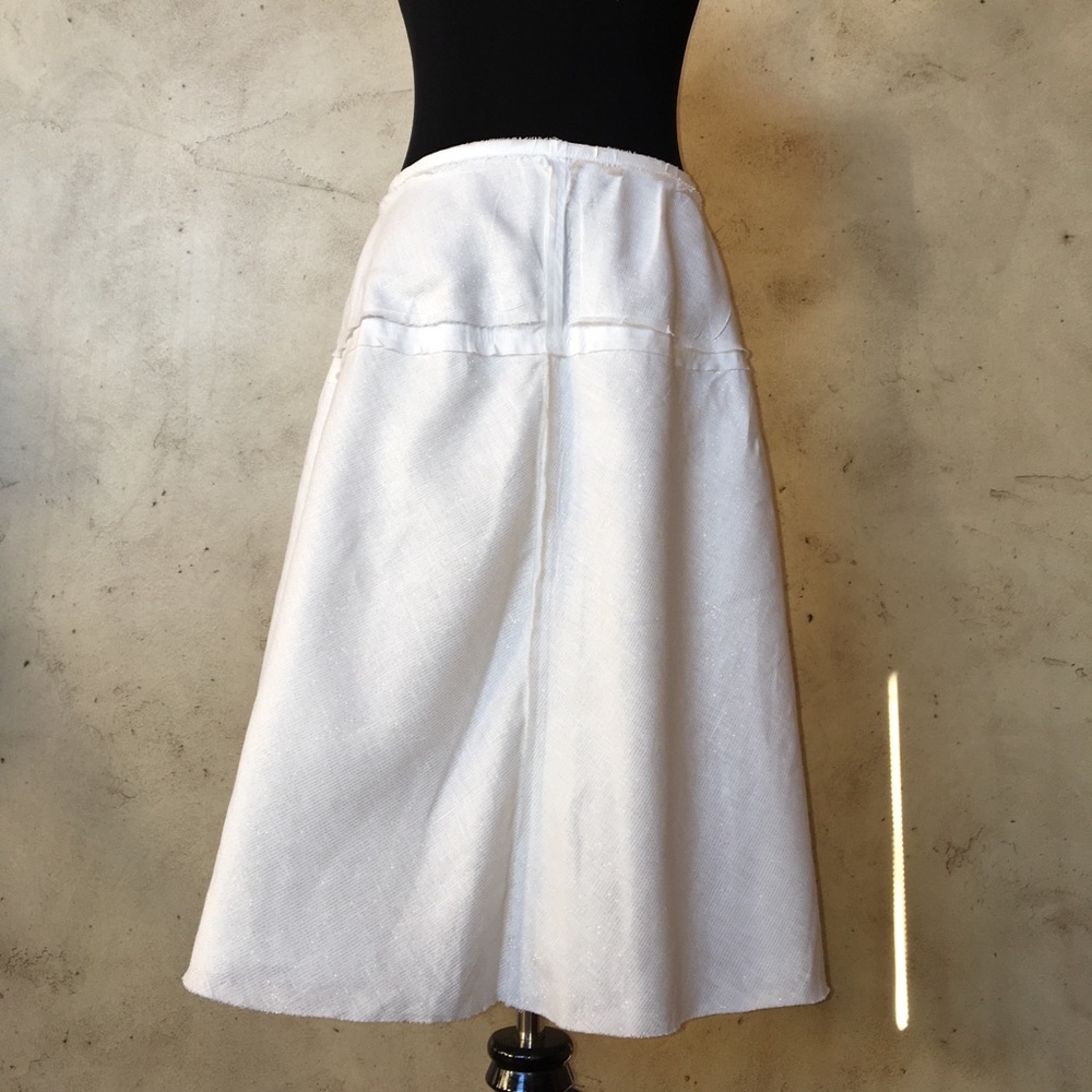 Unique Gregory Parkinson mid skirt w/side slits.