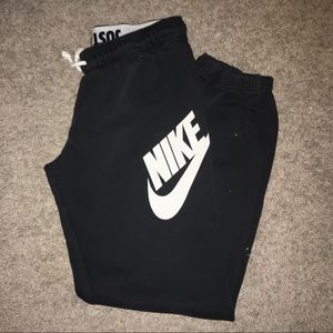 Nike Jogger Sweatpants