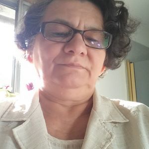 Meet your Posher, Catita