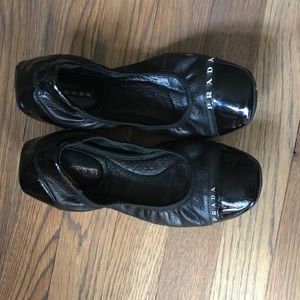Prada ballet flats Prada shoes size 5.5 grt cond
