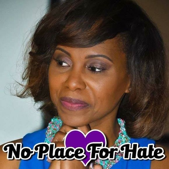 Meet your Posher, Eva - Picture 1 of 1