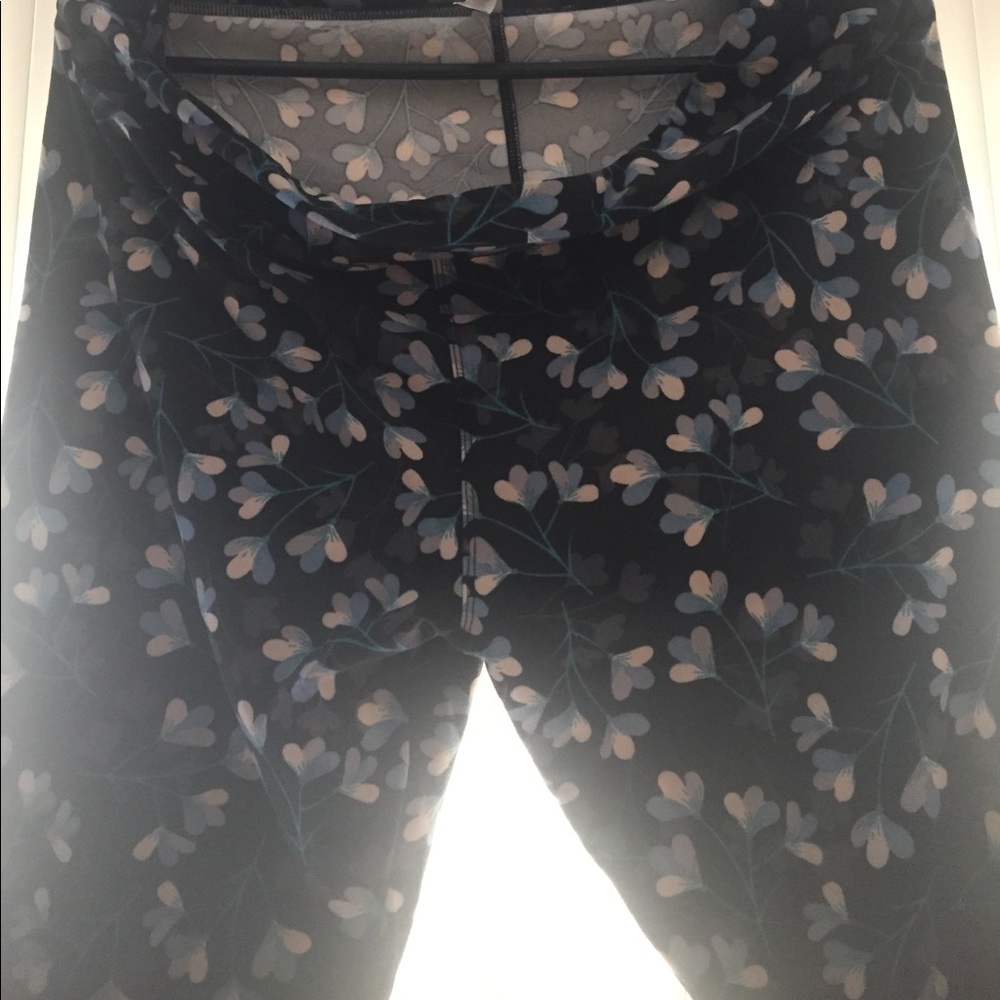 Leggings. Never been worn