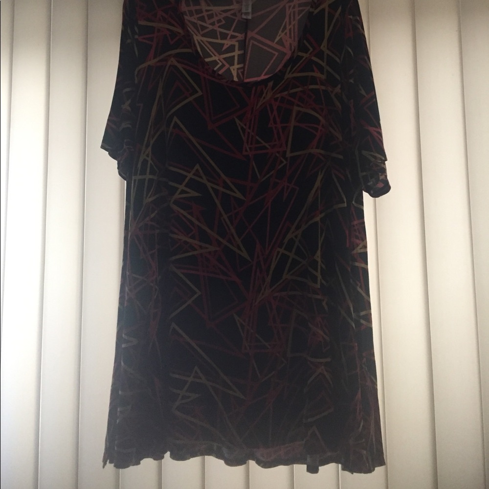 Lulaeoe Perfect T minimal beading