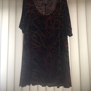 Lulaeoe Perfect T minimal beading