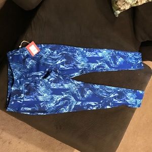 SOLD Full Length Workout Leggings. NWT!