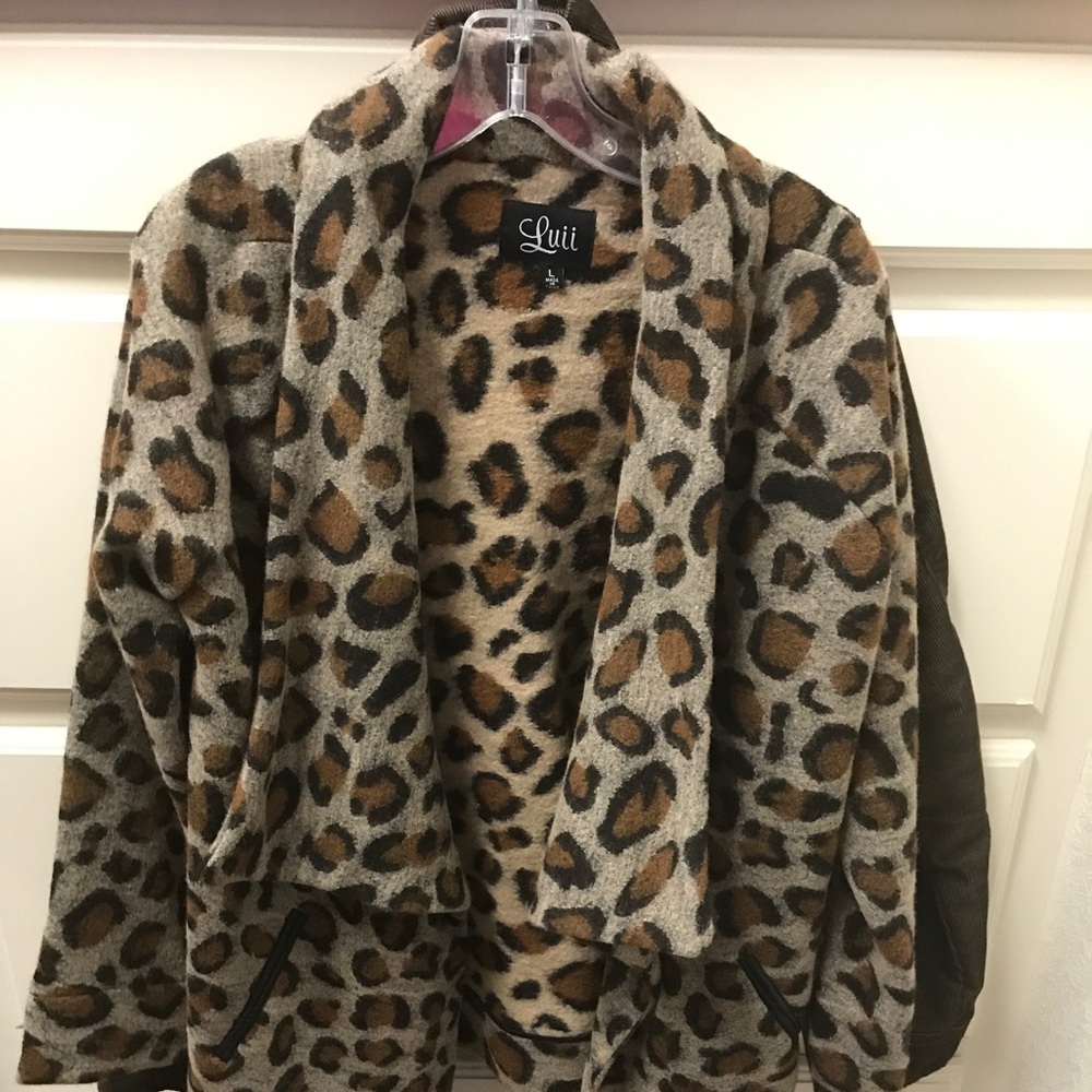 Luii leopard coat