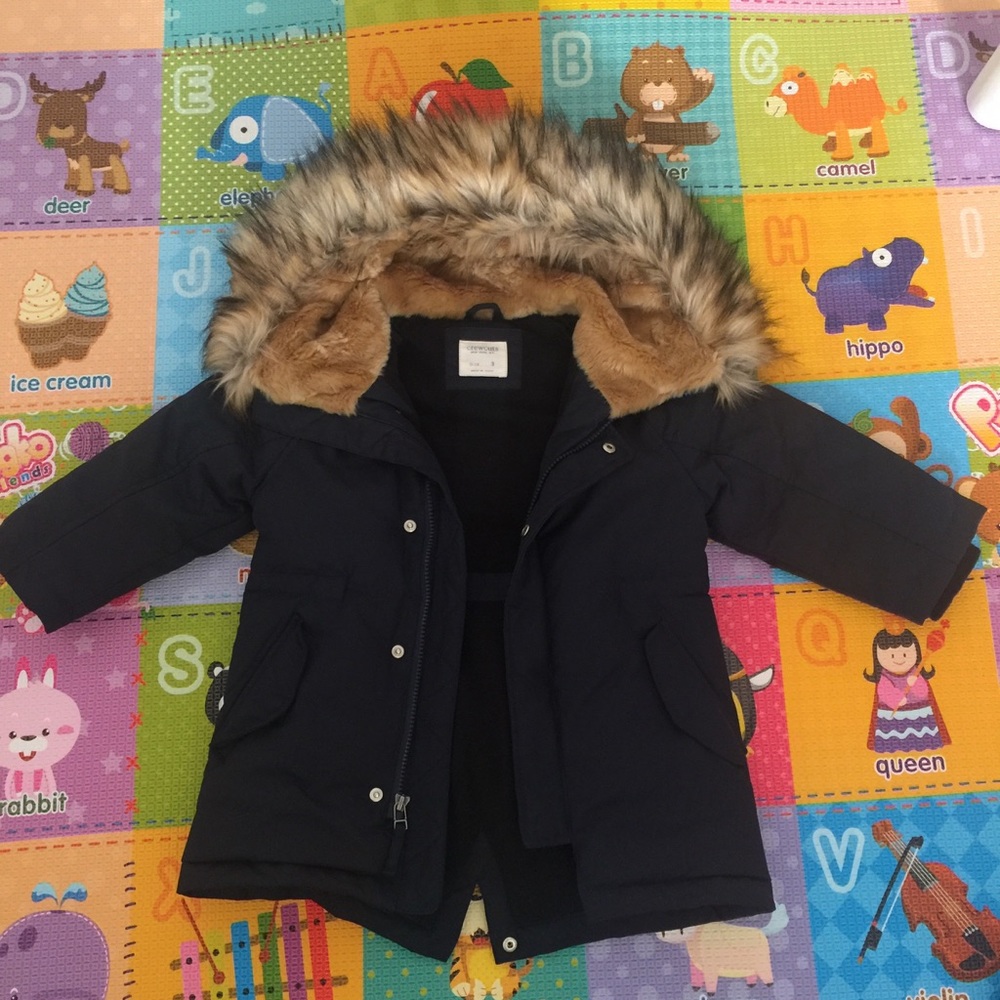 * Sold on Ⓜ️*J crew Kid fishtail Parka size 3