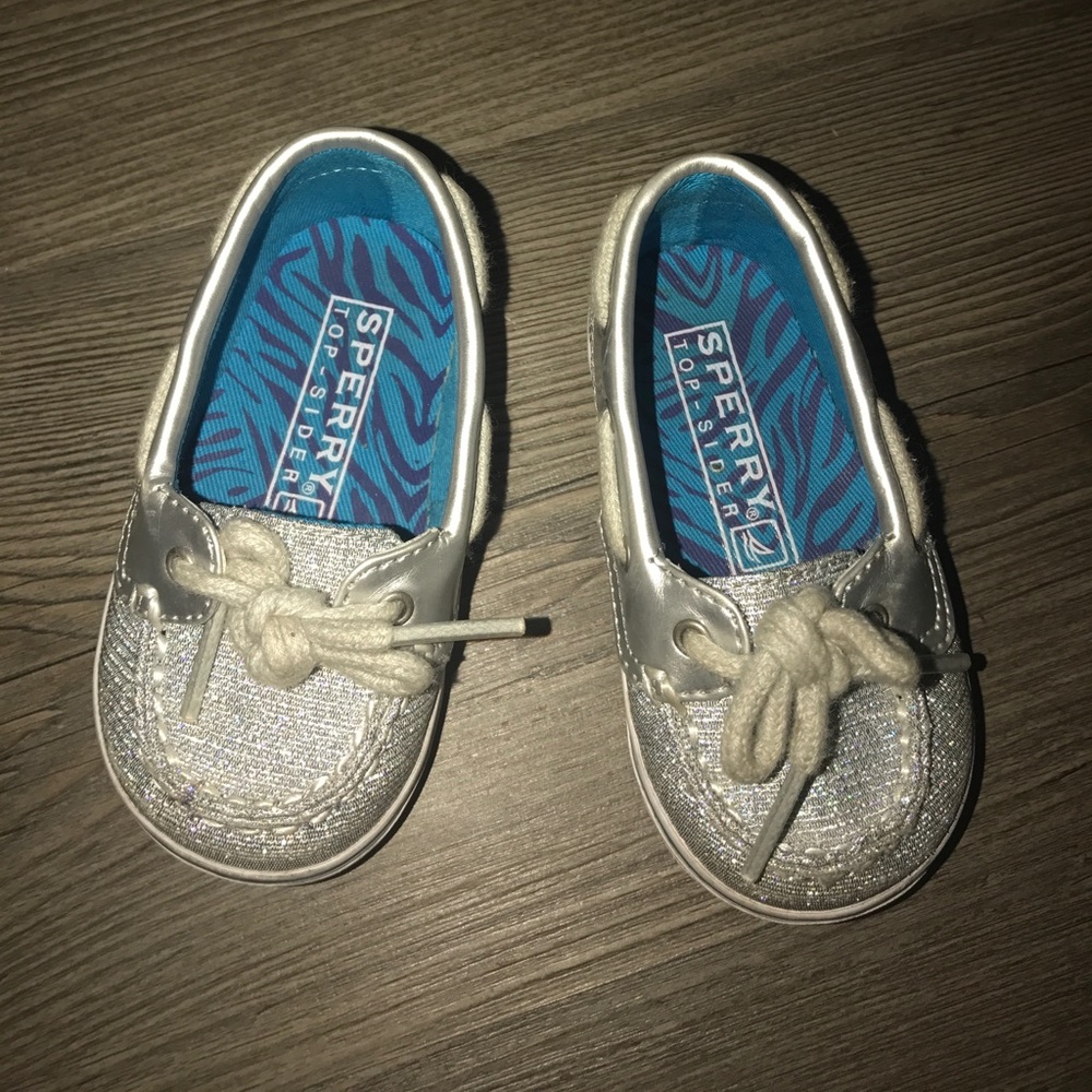 Baby sperrys 💙