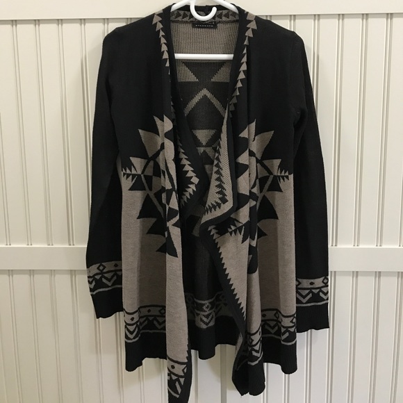 staccato Sweaters - Women’s Aztec Print Cardigan staccato Sweaters - Women’s Aztec Print Cardigan