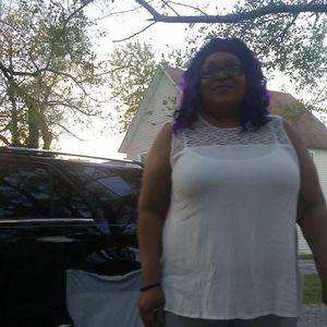 Meet your Posher, Sheila