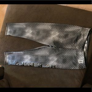 Capri Workout Leggings. NWT!!