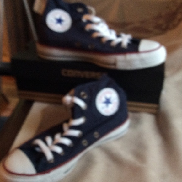 Shoe - Picture 3 of 4