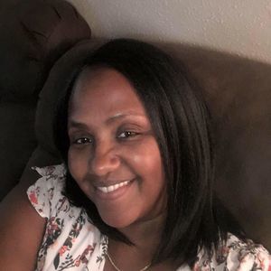 Meet your Posher, Deitra