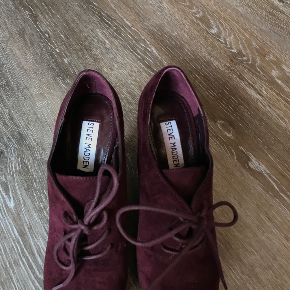 Size 6 Steve Madden Wedge