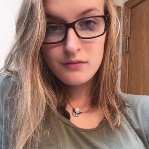 Meet your Posher, Josie