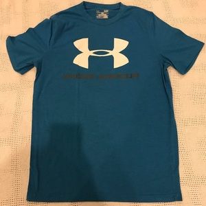 Men's blue Under Armour shirt